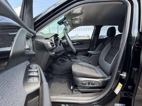 Certified 2023 Chevrolet TrailBlazer LT AWD/4WD image 9