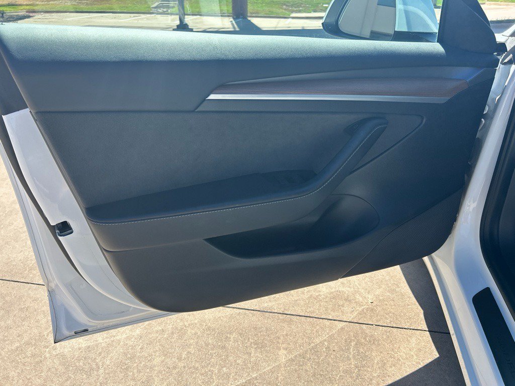 Used 2023 Tesla Model 3 Standard Range RWD image 14
