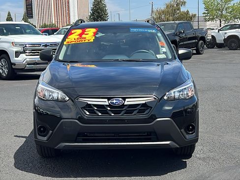 Used 2023 Subaru Crosstrek 2.0i AWD/4WD image 2