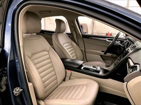 Used 2019 Ford Fusion SEL FWD image 7