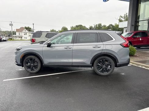 Used 2025 Honda CR-V Sport Touring image 9