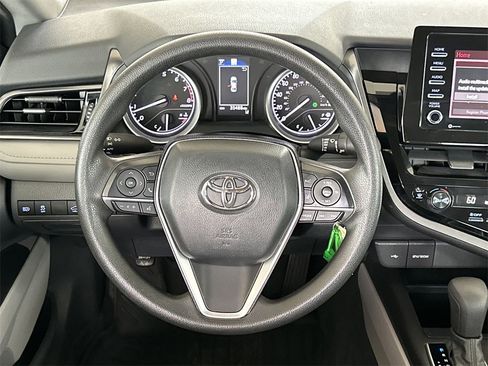 Used 2022 Toyota Camry LE image 16
