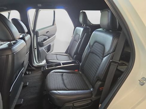 Used 2023 Nissan Pathfinder Rock Creek AWD/4WD image 34