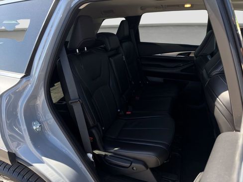 Used 2025 INFINITI QX60 Luxe AWD/4WD image 19