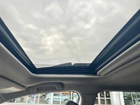 Used 2018 Subaru Outback 2.5i Limited image 31