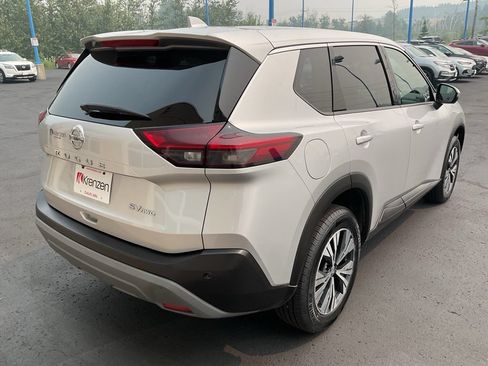 Used 2021 Nissan Rogue SV AWD/4WD image 5