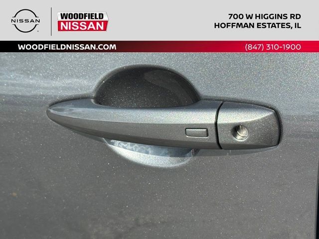 Certified 2026 Nissan Rogue SV AWD/4WD image 11
