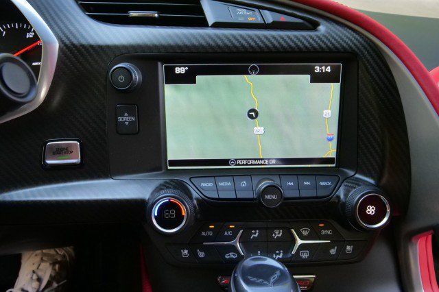 Used 2018 Chevrolet Corvette Z06 RWD image 17