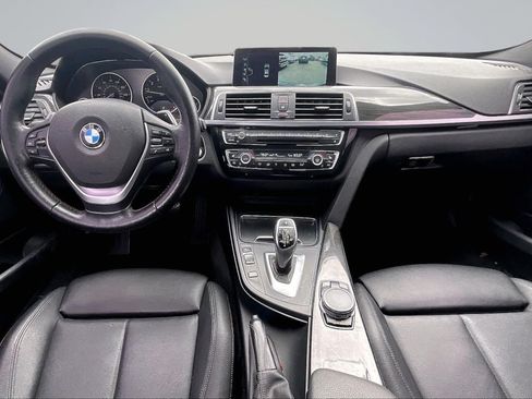 Used 2017 BMW 330i Sedan RWD image 16