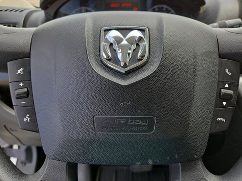 Used 2021 RAM ProMaster 2500 FWD image 9