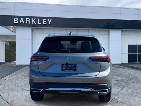 New 2025 Buick Envision Preferred image 3