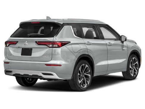 Used 2024 Mitsubishi Outlander 4WD Plug-In Hybrid image 12