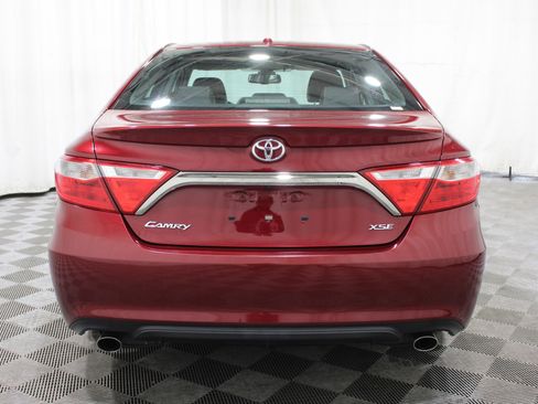 Used 2017 Toyota Camry XSE w/ Advanced Technology Package FWD image 34