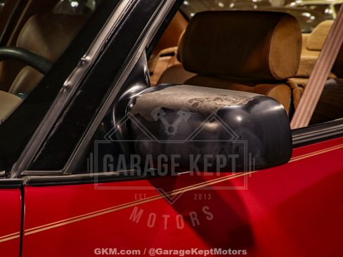 Used 1990 Pontiac Grand Prix SE FWD image 28