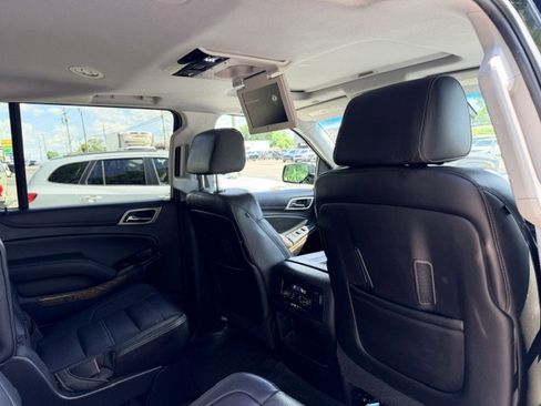 Used 2015 GMC Yukon XL Denali w/ Open Road Package RWD image 19