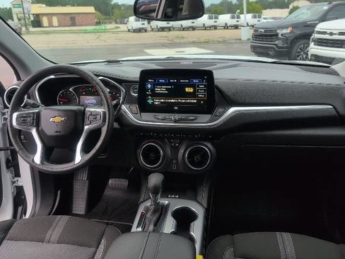 Used 2024 Chevrolet Blazer LT w/ Convenience Package FWD image 42