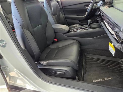 Used 2025 Honda Accord EX-L image 19