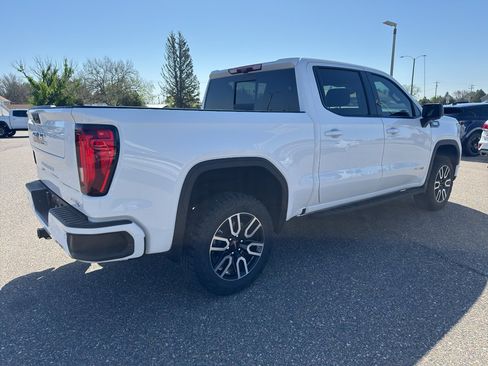 Used 2025 GMC Sierra 1500 AT4 w/ AT4 Premium Package AWD/4WD image 6