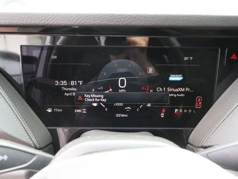 New 2026 GMC Yukon XL Denali w/ Sun & Power Step Package AWD/4WD image 29