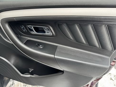 Used 2019 Ford Taurus SEL w/ Equipment Group 201A image 10