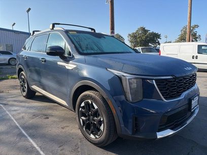 Used 2024 Kia Sorento S w/ Panoramic Sunroof Package