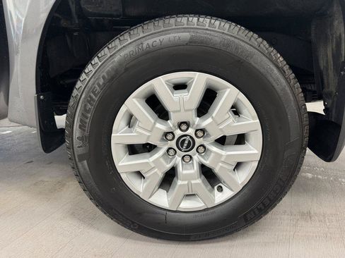 Used 2023 Nissan Frontier SV w/ SV Convenience Package AWD/4WD image 34