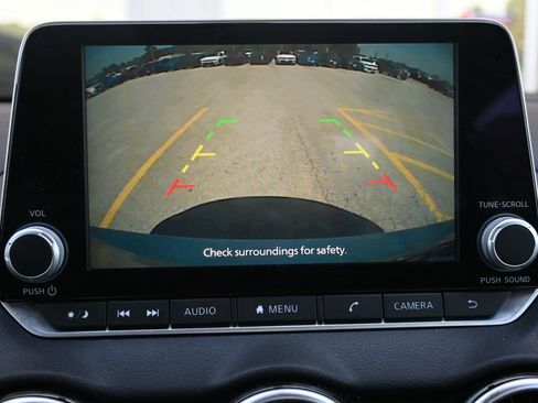 Used 2023 Nissan Sentra SV FWD image 14