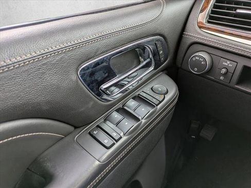 Used 2014 Cadillac Escalade ESV Platinum image 15