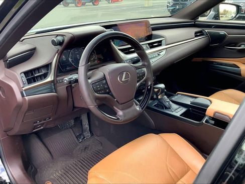 Used 2020 Lexus ES 350 w/ Accessory Package 2 image 18