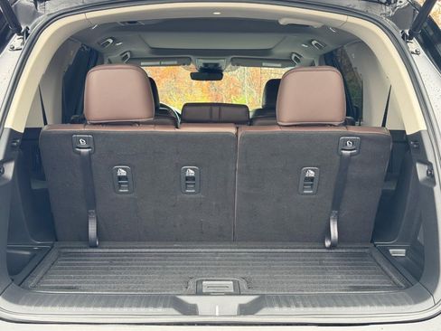 Certified 2025 Honda Pilot Elite image 4