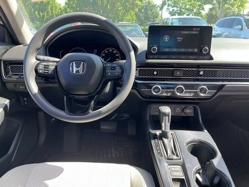 Used 2024 Honda Civic LX image 9