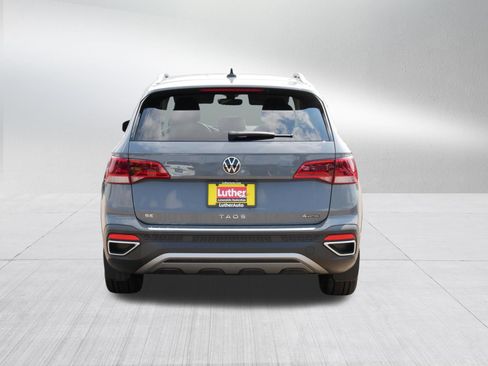 Used 2023 Volkswagen Taos SE AWD/4WD image 6