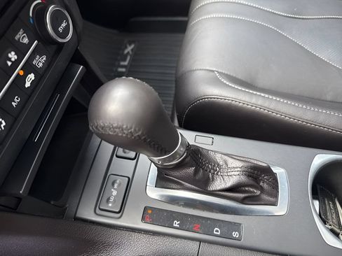 Used 2020 Acura ILX FWD image 29