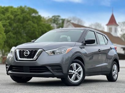 Used 2020 Nissan Kicks S