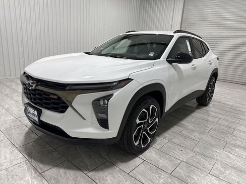 New 2026 Chevrolet Trax RS image 1