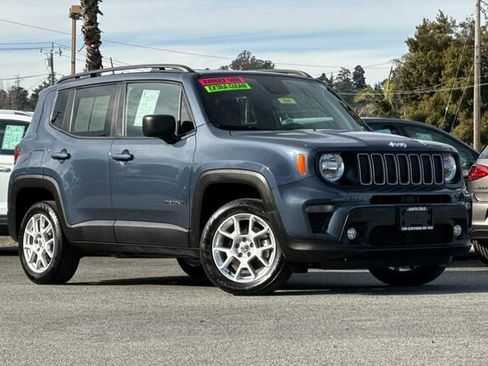 Used 2022 Jeep Renegade Latitude image 2