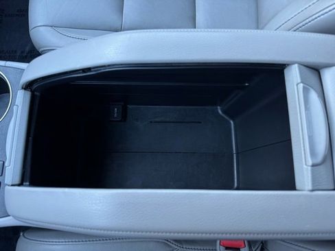 Used 2015 Toyota Highlander XLE image 21