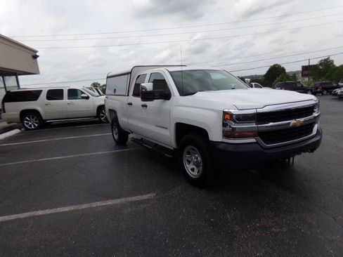 Used 2019 Chevrolet Silverado 1500 W/T w/ WT Convenience Package AWD/4WD image 4