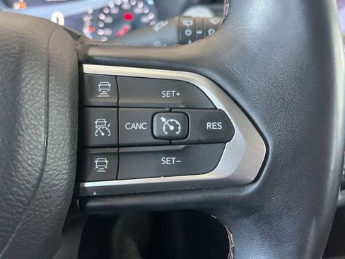 Used 2022 Jeep Compass Limited AWD/4WD image 9