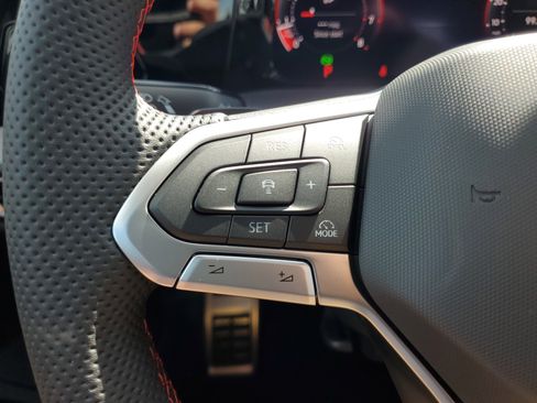 New 2025 Volkswagen GTI SE image 18