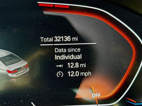 Certified 2022 BMW 330i Sedan w/ Driving Assistance Package image 12