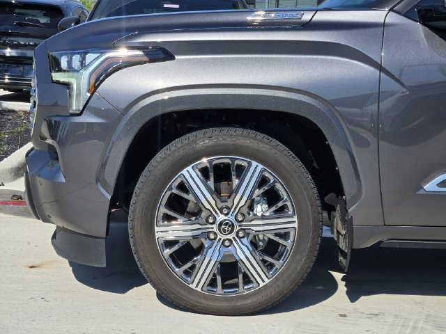 Used 2024 Toyota Sequoia Capstone AWD/4WD image 6