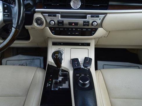 Used 2014 Lexus ES 350 w/ Premium Package FWD image 21