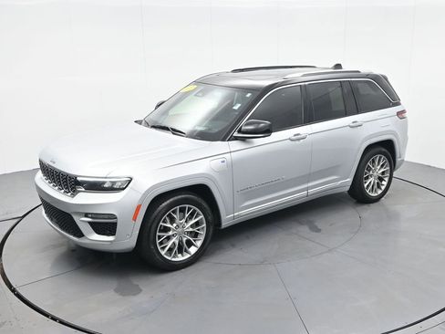 Used 2022 Jeep Grand Cherokee Summit w/ Advanced Protech Group IV image 25