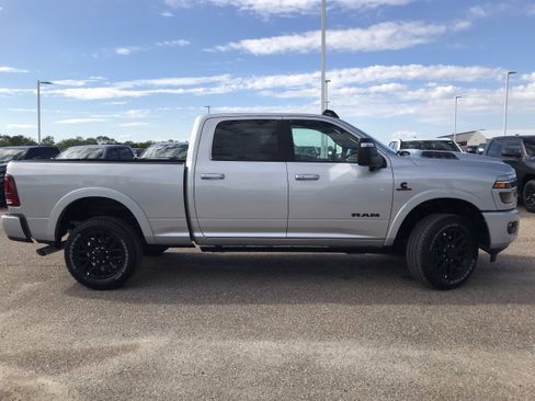 New 2026 RAM 3500 Limited image 8