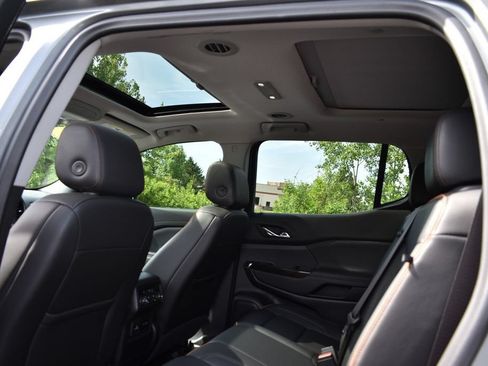 Used 2023 GMC Acadia AT4 w/ Technology Package AWD/4WD image 14
