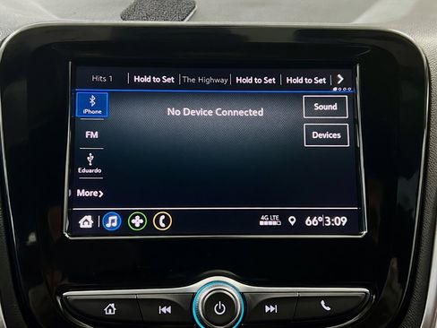 Used 2021 Chevrolet Equinox LT FWD image 10