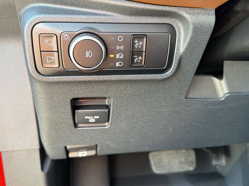 Certified 2024 Ford Bronco Outer Banks AWD/4WD image 19