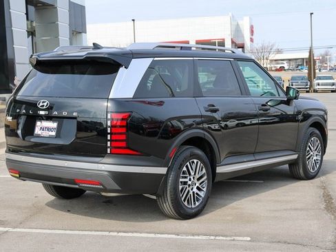 New 2026 Hyundai Palisade SEL image 3