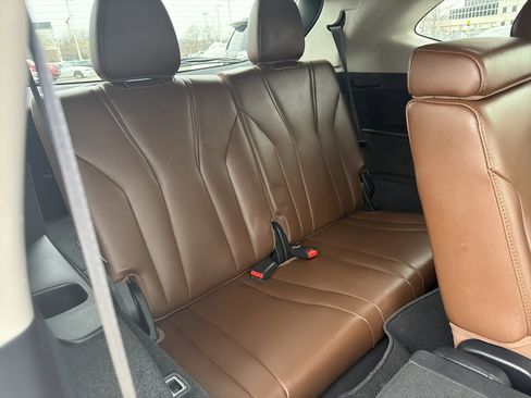 Used 2023 Acura MDX SH-AWD w/ Technology Package image 25